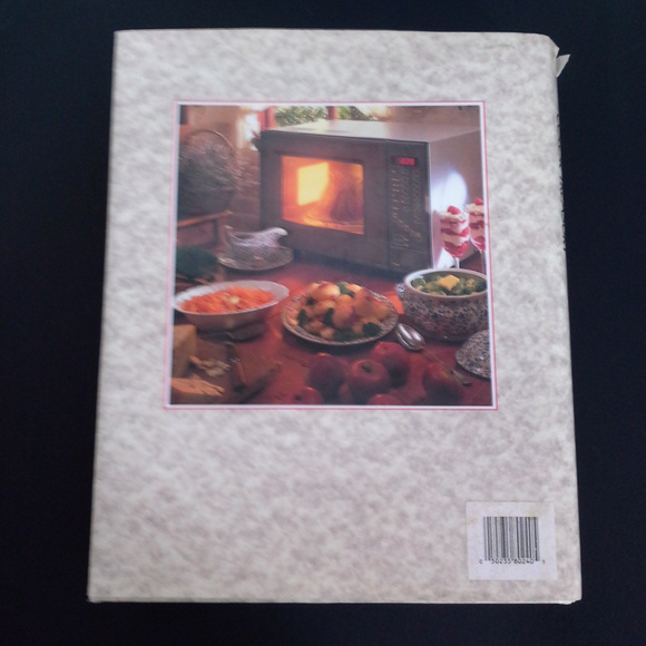The Cook's Color Treasury Norma MacMillan Cookbook - Picture 4 of 8